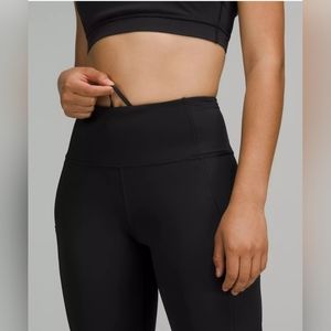 NWOT Fast N Free Lululemon High-Rise Tight 25"